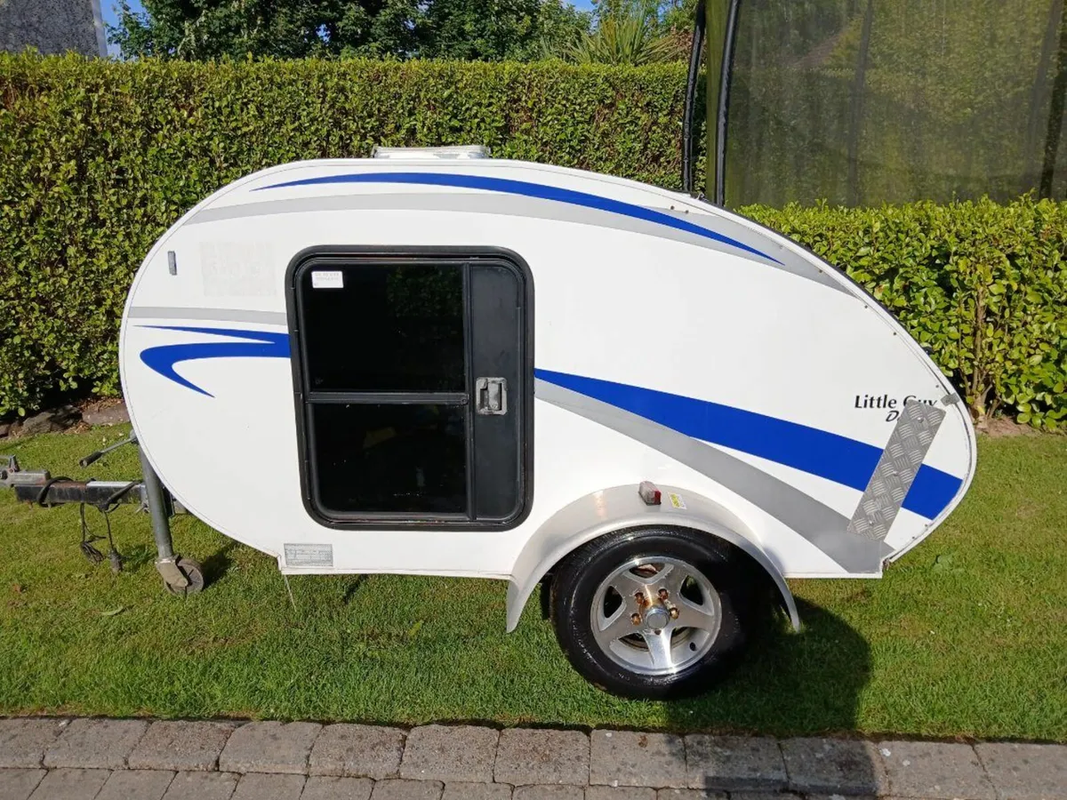 Compact Teardrop Camper – For Sale - Image 1