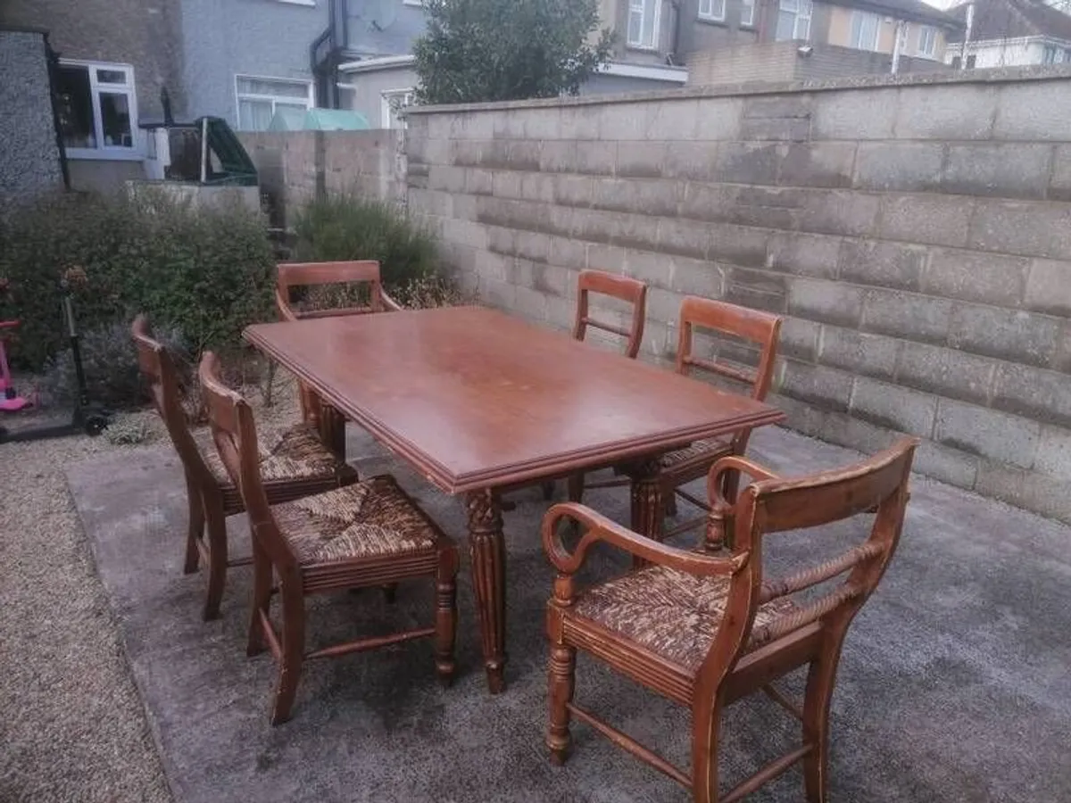 Dining room table with six chairs - Image 4