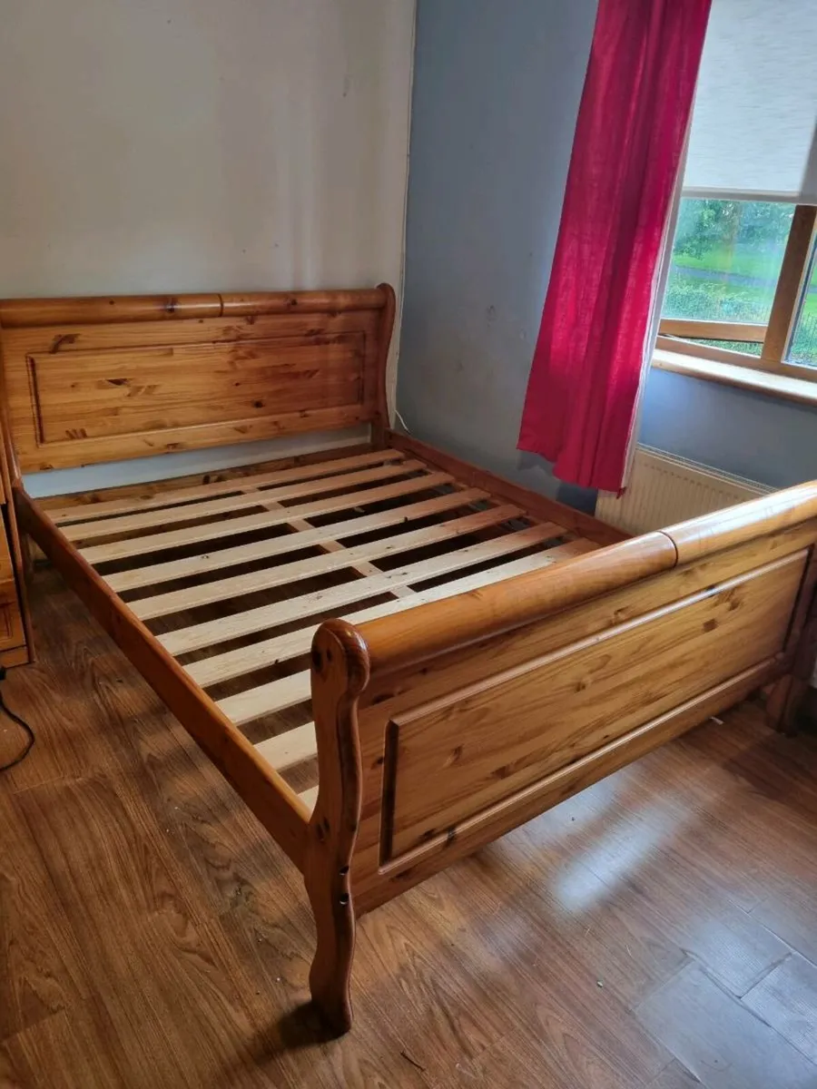 King Size Sleigh Bed - Image 1