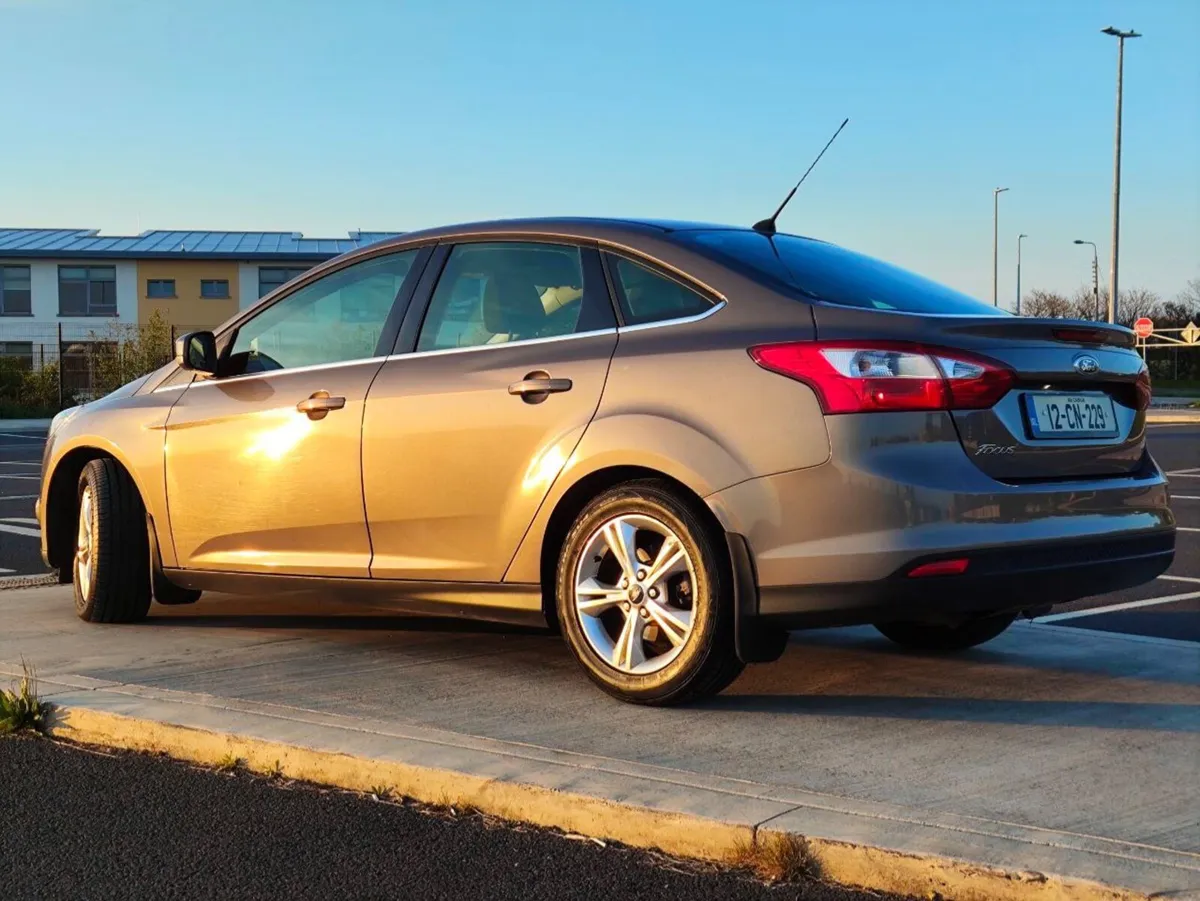 Ford Focus 2012 - Image 3