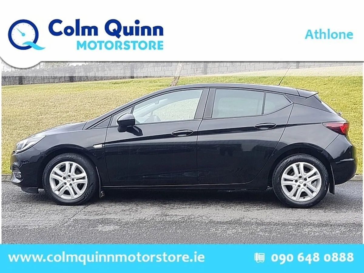 Opel Astra SC 1.5 Diesel Manual 5door Hatch - Image 3