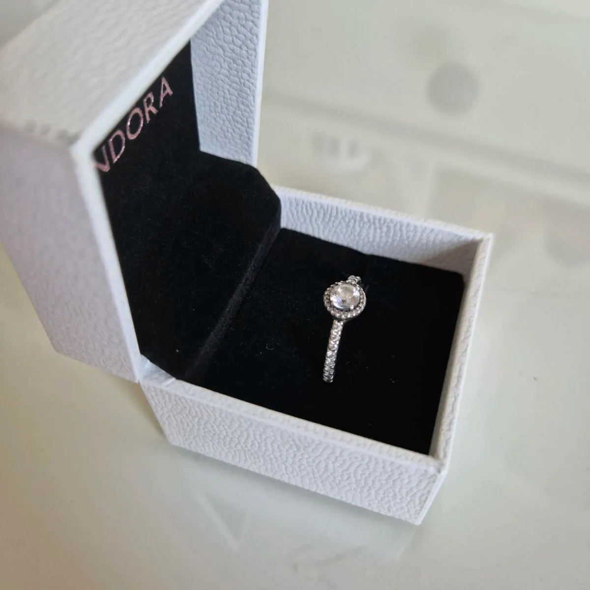 Pandora ring sparkly round - Image 3