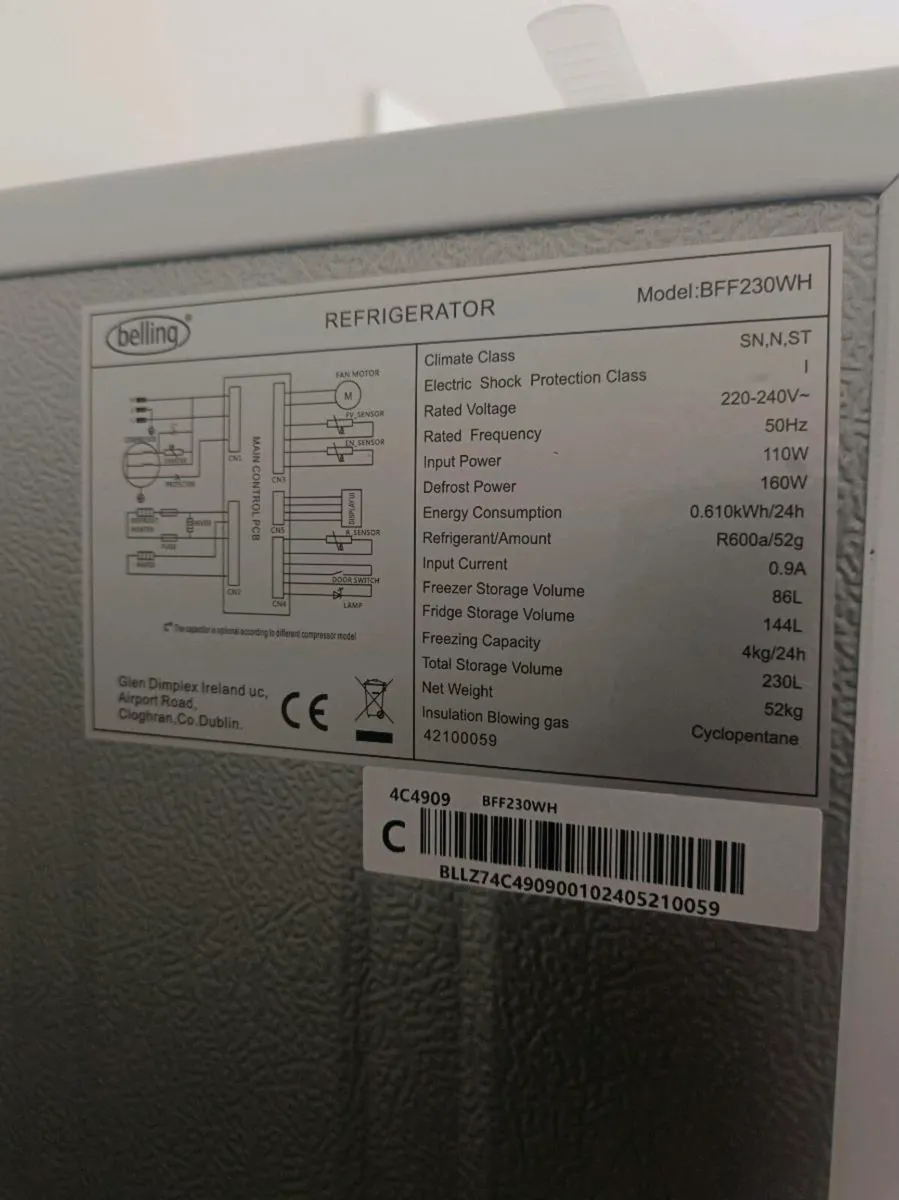 Refrigerator - Image 3