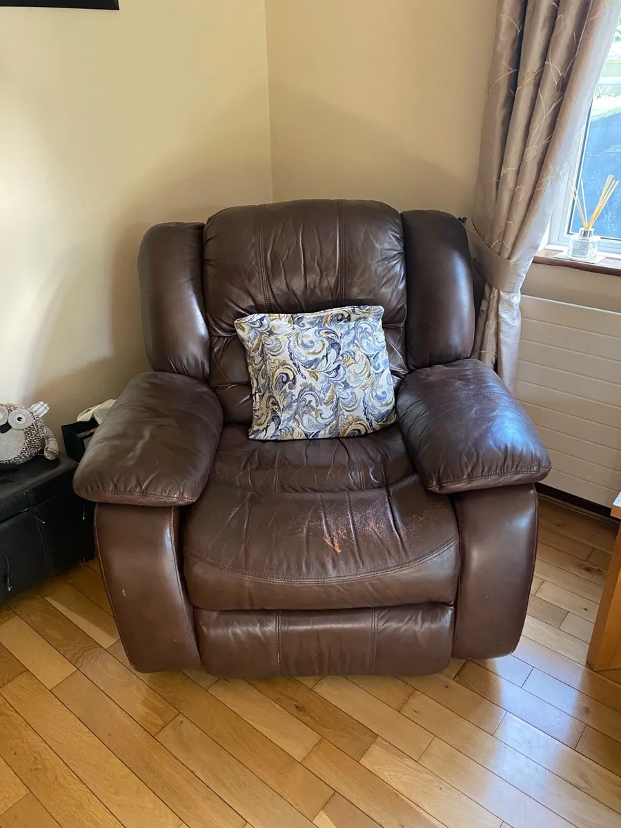 Brown leather 3,1,1 sofa set - Image 2