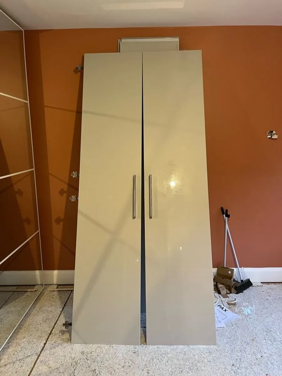 Wardrobe doors (Pax IKEA) - Image 1