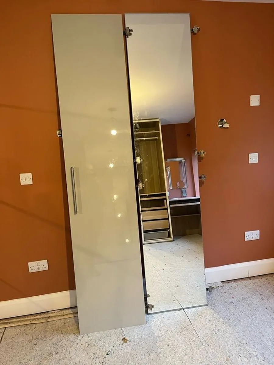 Wardrobe doors (Pax IKEA) - Image 2