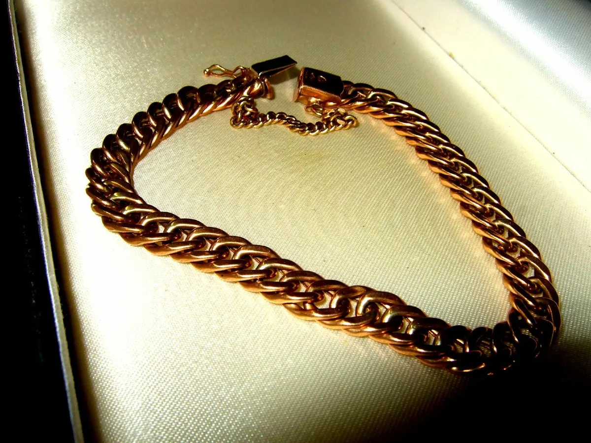 Vintage Hallmarked 9k Gold 'Lace' Link Bracelet - Image 2