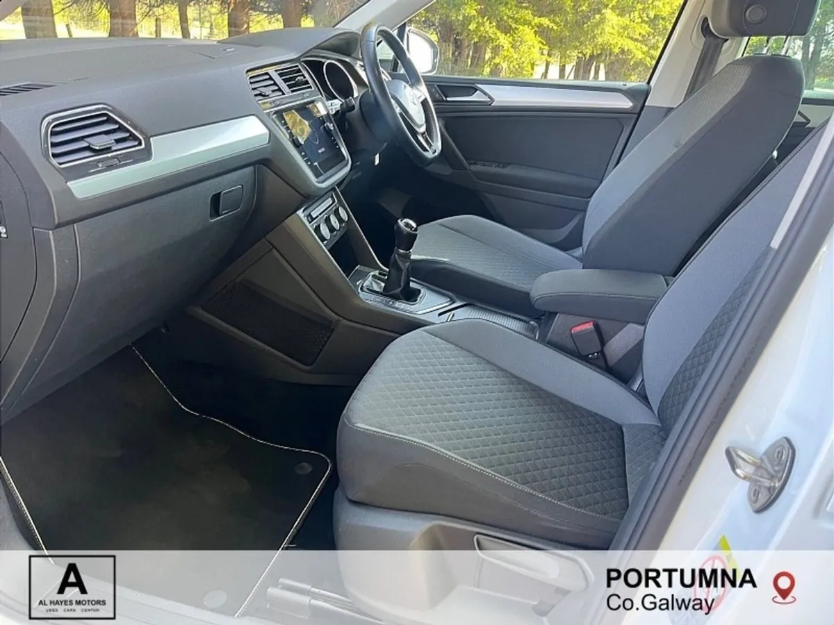 Volkswagen Tiguan Comfortline 2.0 TDI 115HP  flas - Image 4