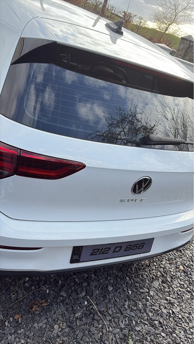 Volkswagen Golf - Image 4