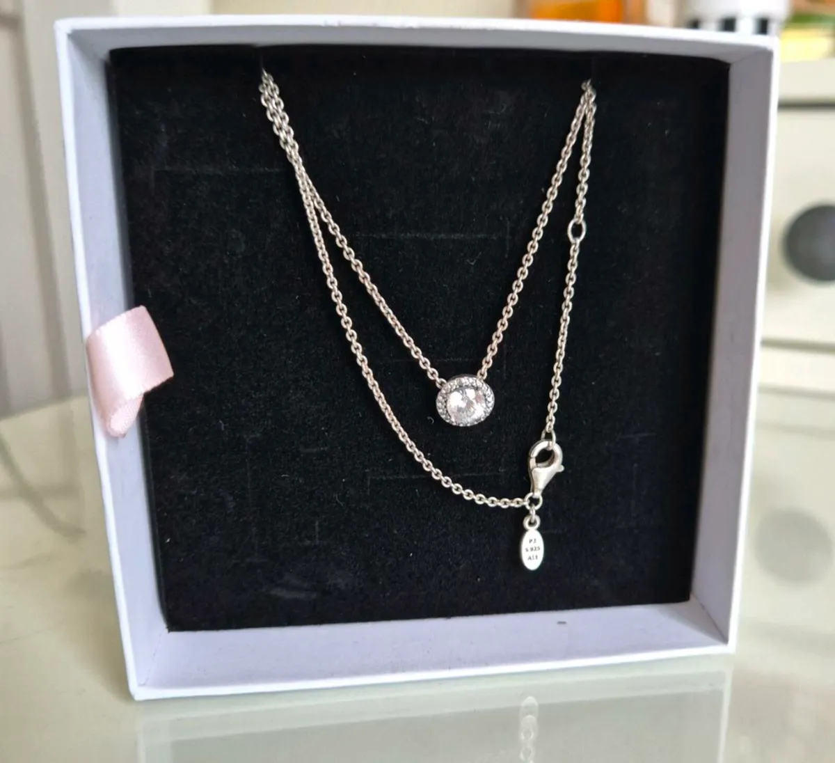 Pandora Round Sparkle Necklace Excellent Condition - Image 1