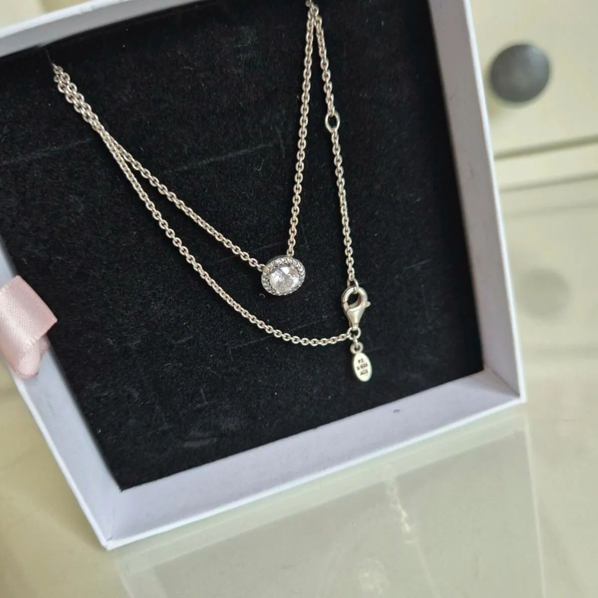 Pandora Round Sparkle Necklace Excellent Condition - Image 3