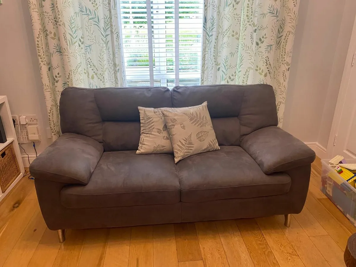 2 Seater & 3 seater Couches - Image 1