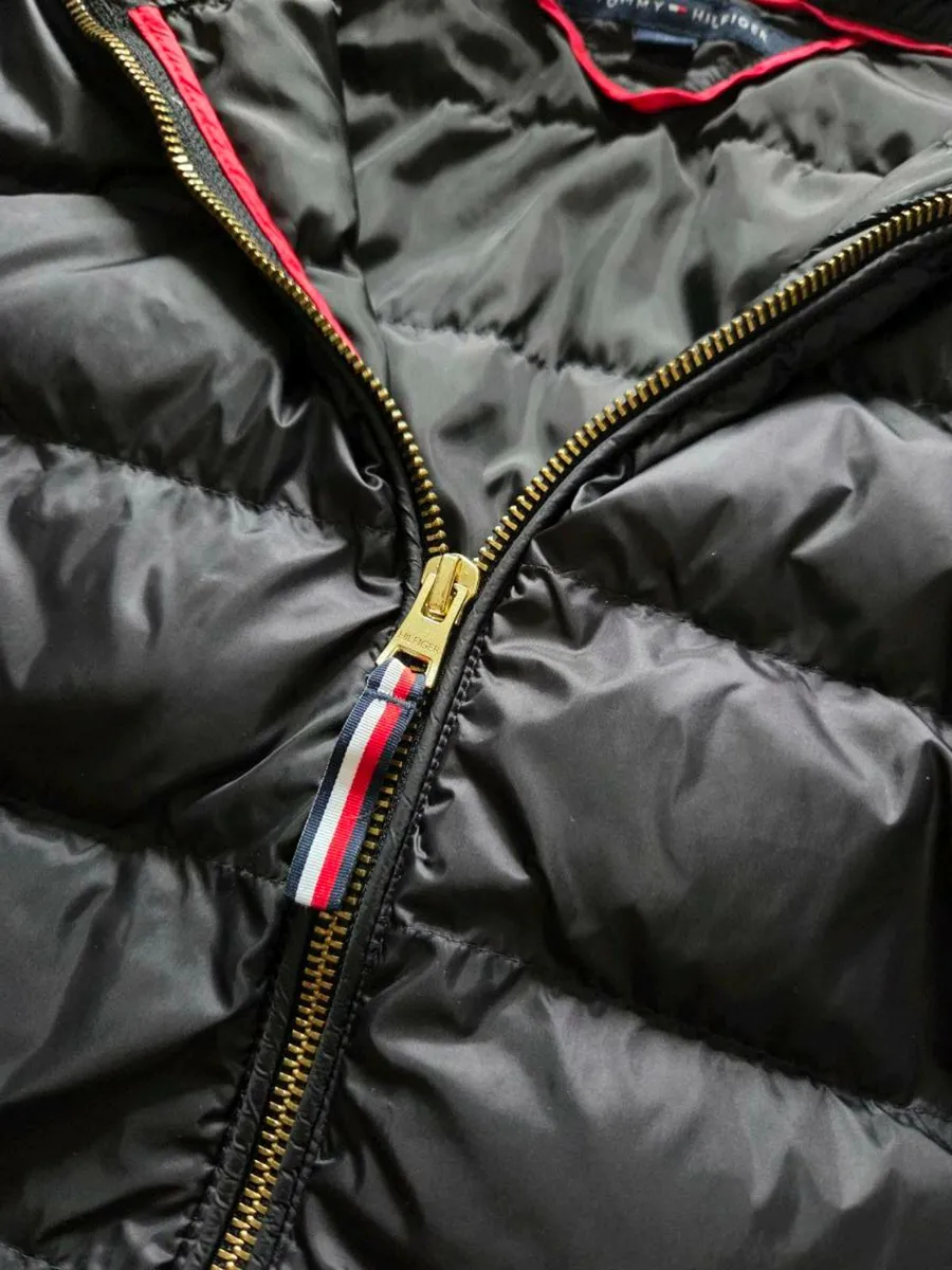 Large, Women's Tommy Hilfiger Puffer Jacket - Image 4