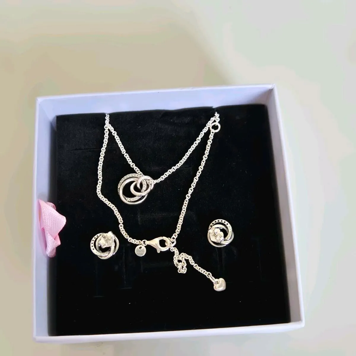 Pandora match set earings≠cklace - Image 2