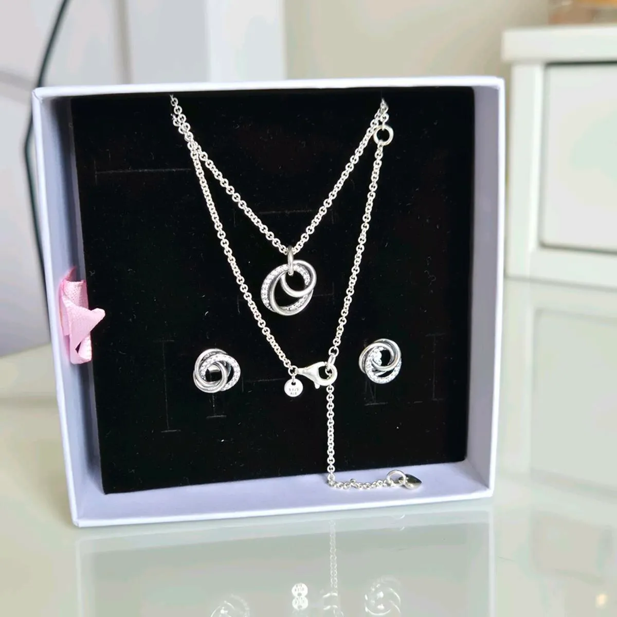Pandora match set earings≠cklace - Image 4