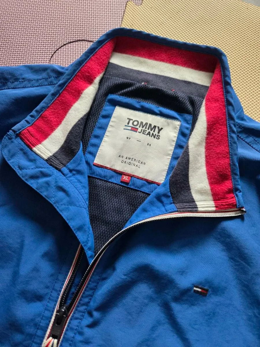 XL, Mens Tommy Jeans Jacket - Image 3