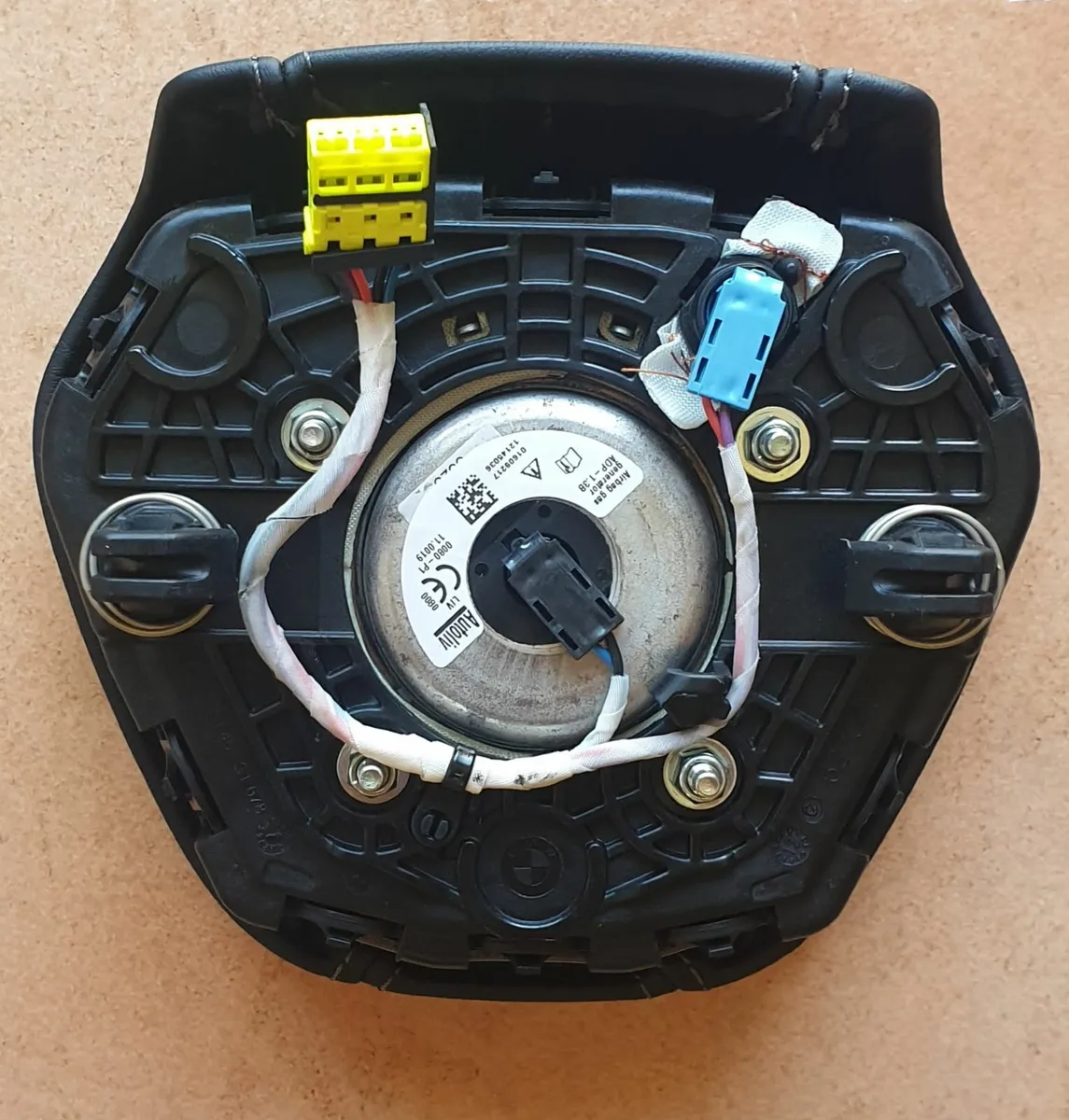Bmw 5 series G30 airbag - Image 2