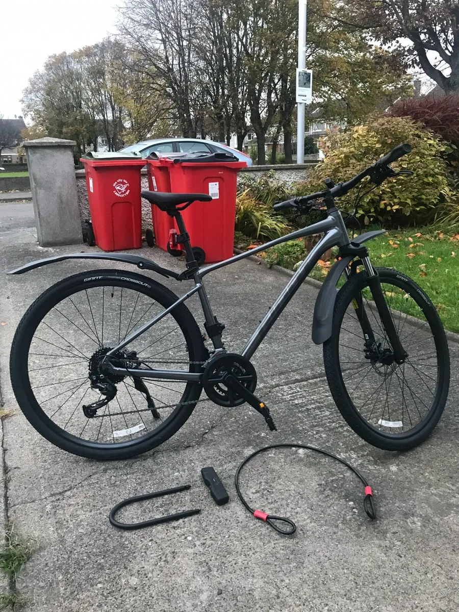 Giant Model Bike - Image 1