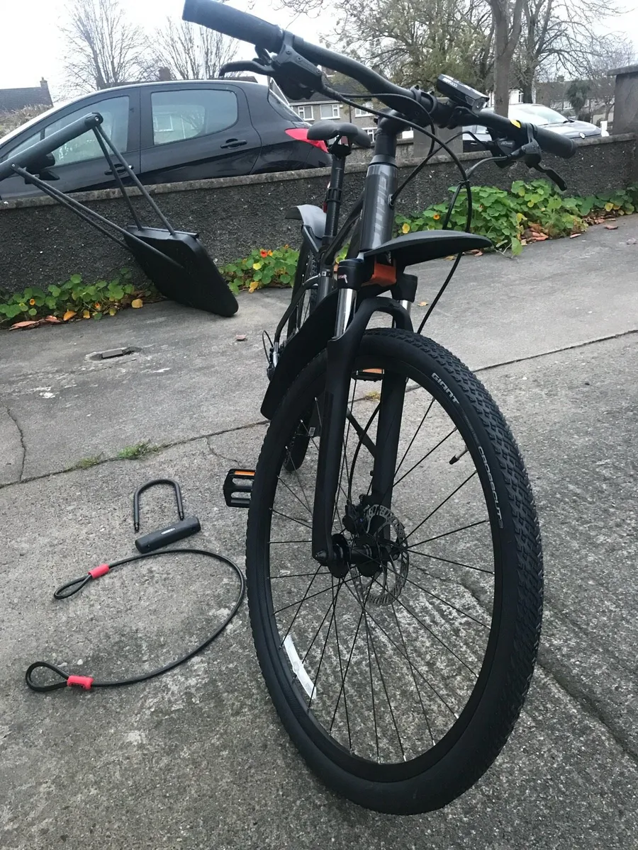 Giant Model Bike - Image 4