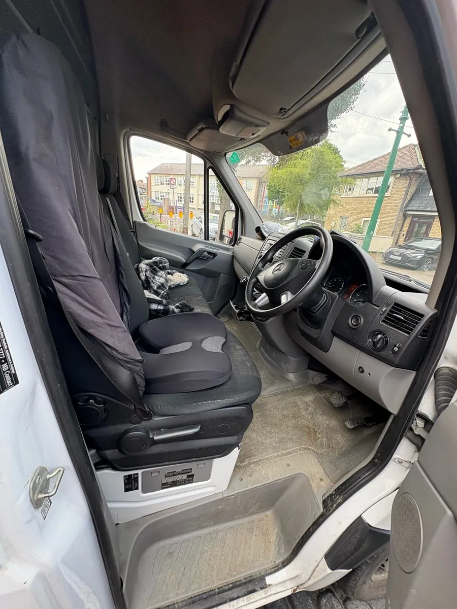 Mercedes crafter - Image 4