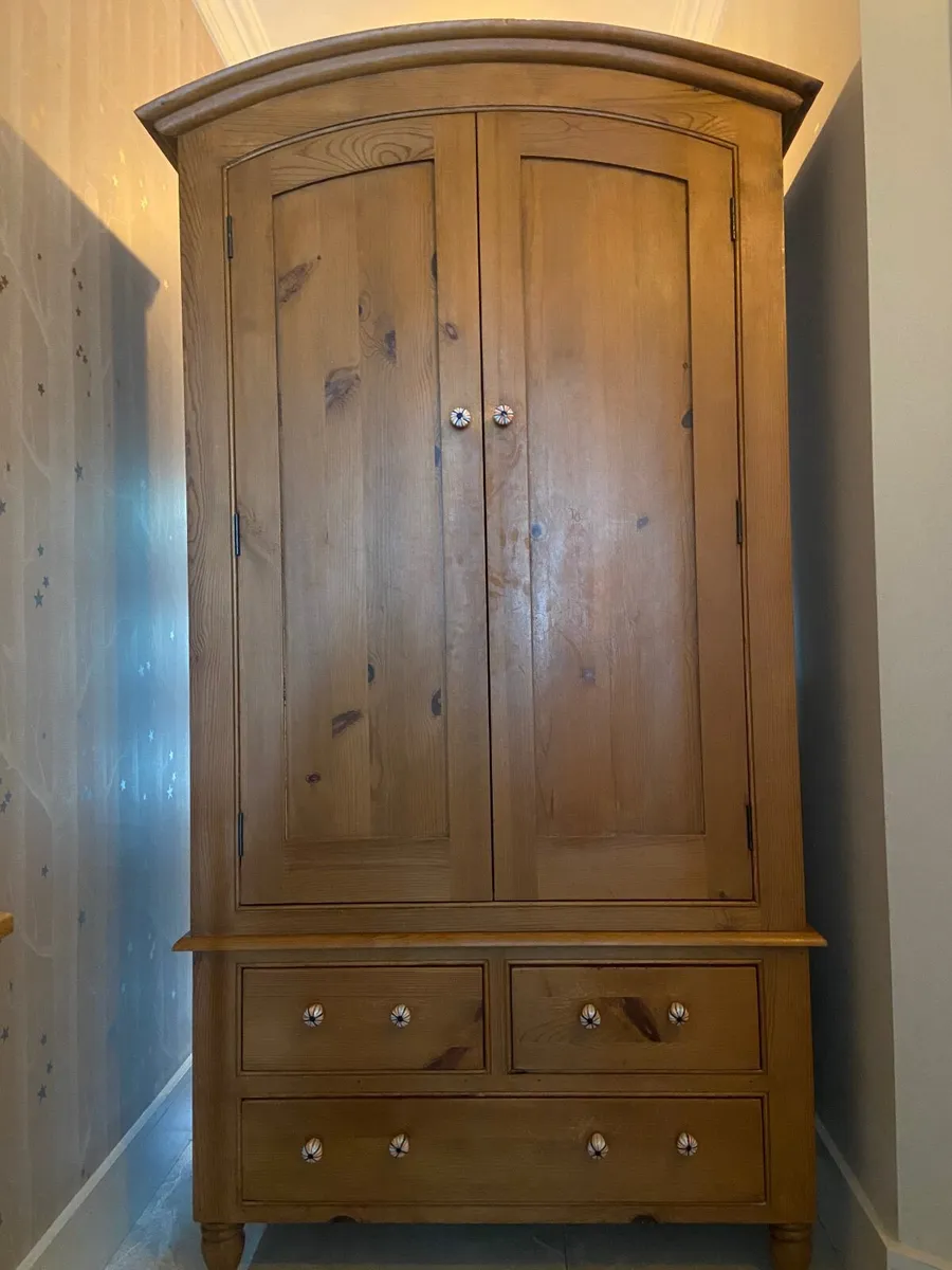 Wardrobe - Image 1