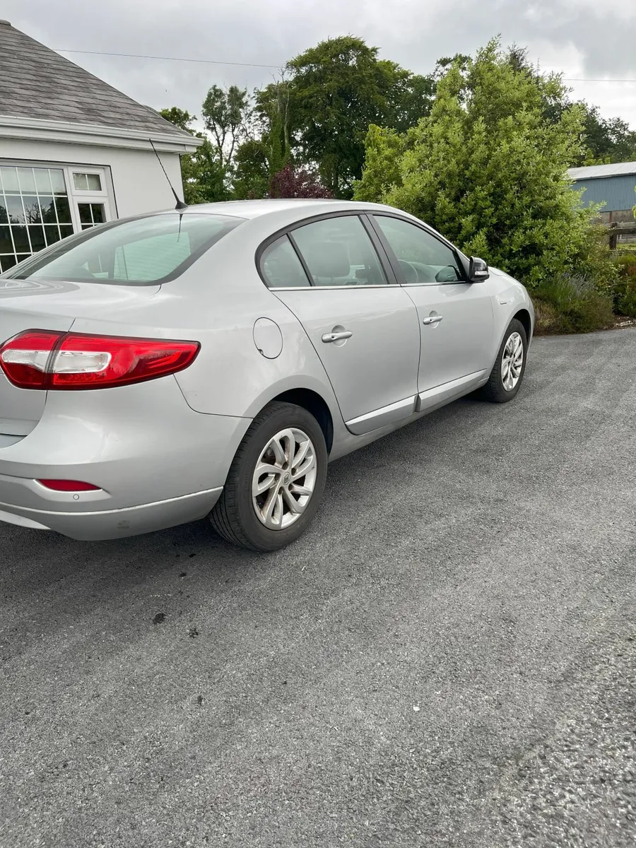 Renault Fluence 2016 - Image 4