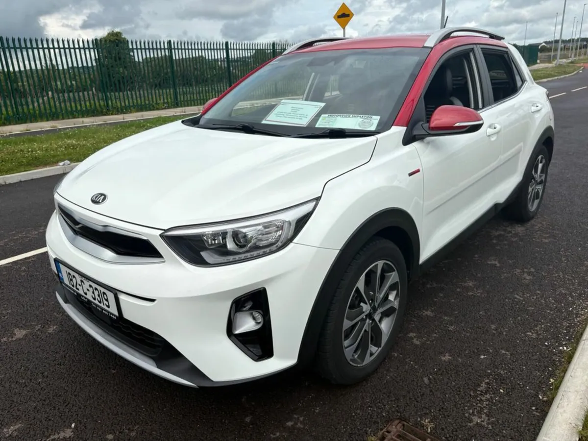 Kia Stonic K3 TWO Tone 5DR - Image 3
