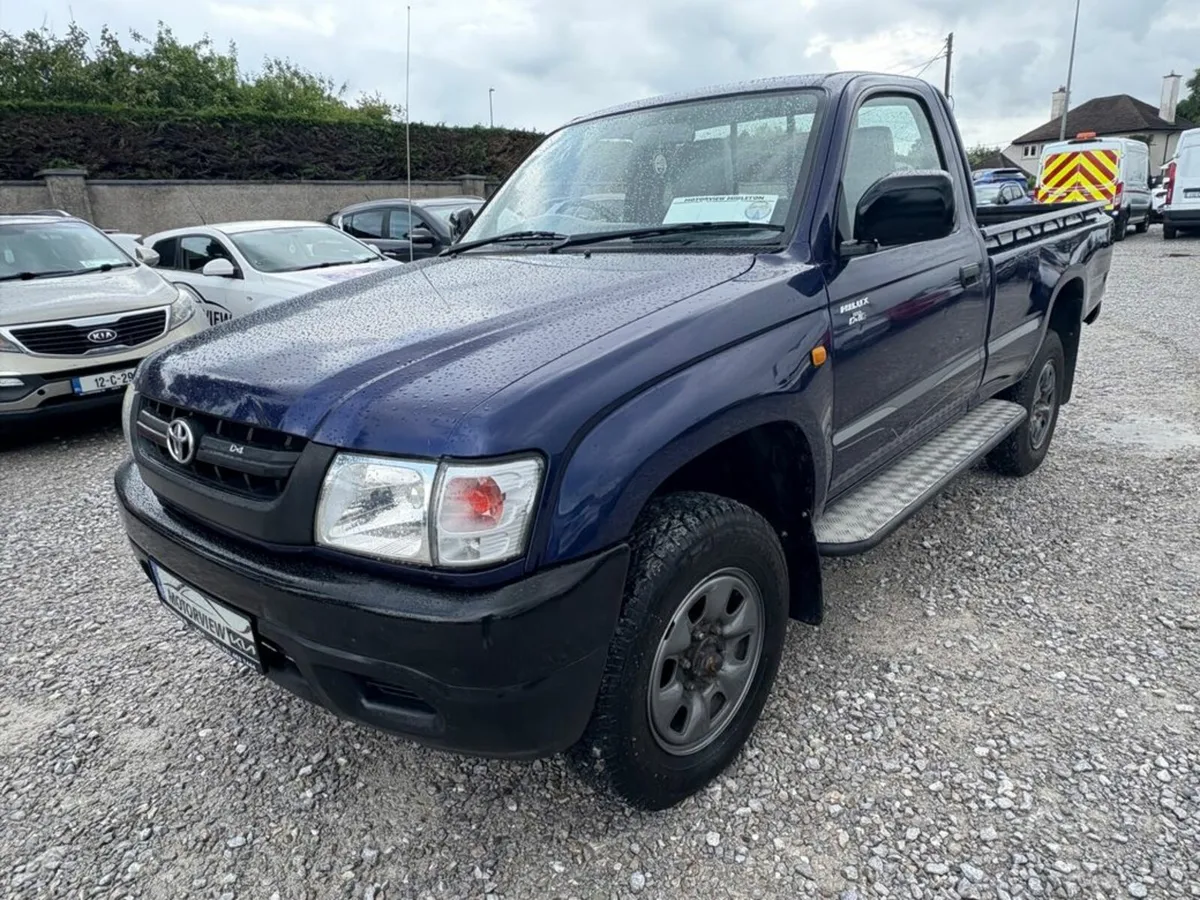 Toyota 4Runner 2.5 - Image 2