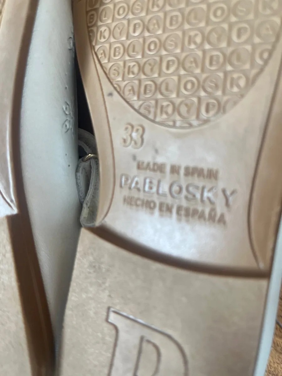 Kids shoes - Image 2