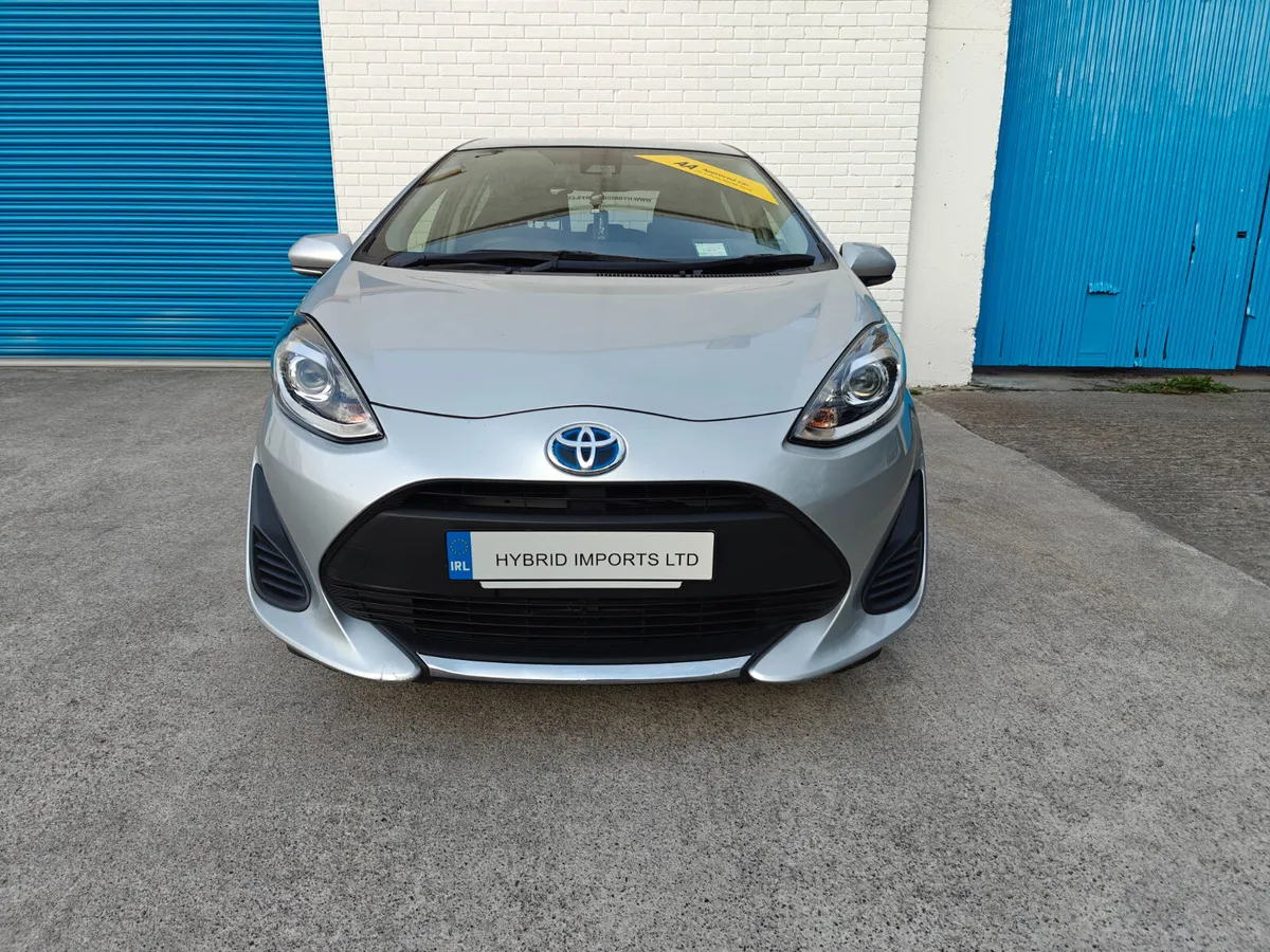 2020 TOYOTA AQUA SELF CHARGING HYBRID - Image 2