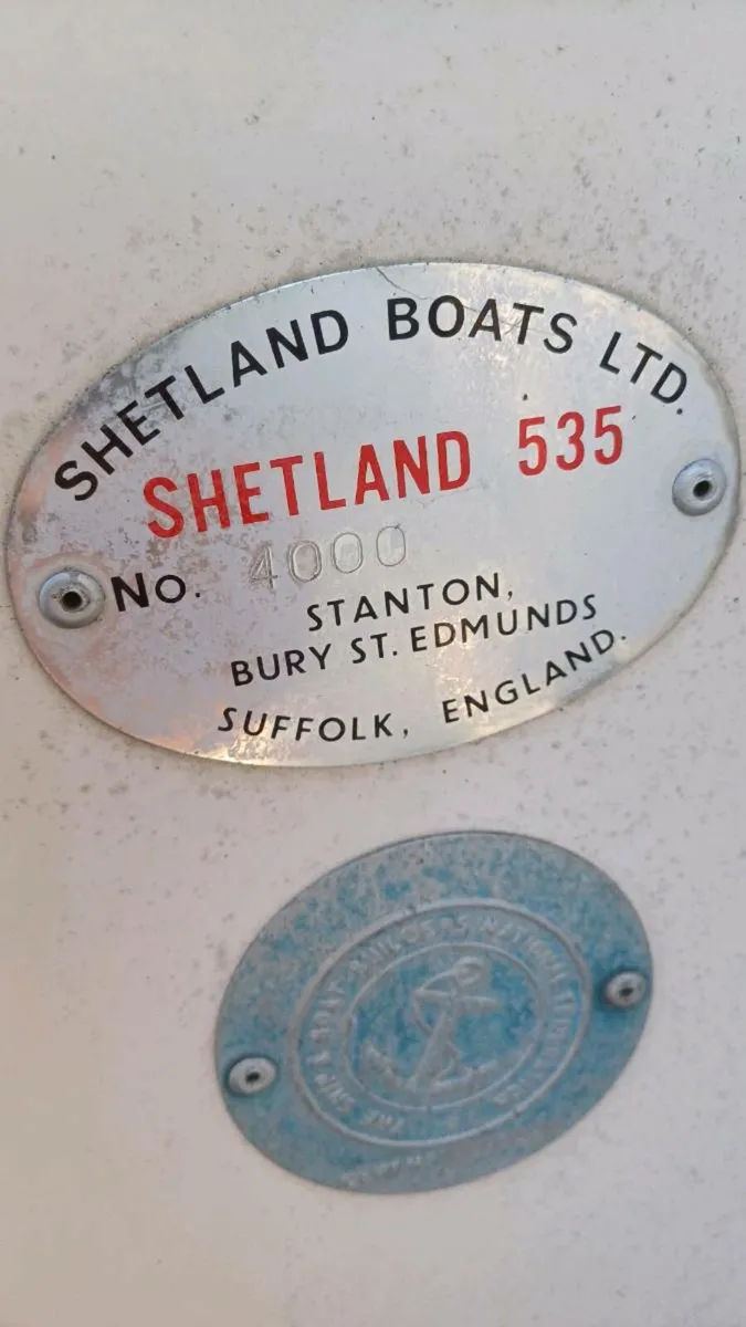 Shetland boat, 40 hp engine and trailer - Image 4