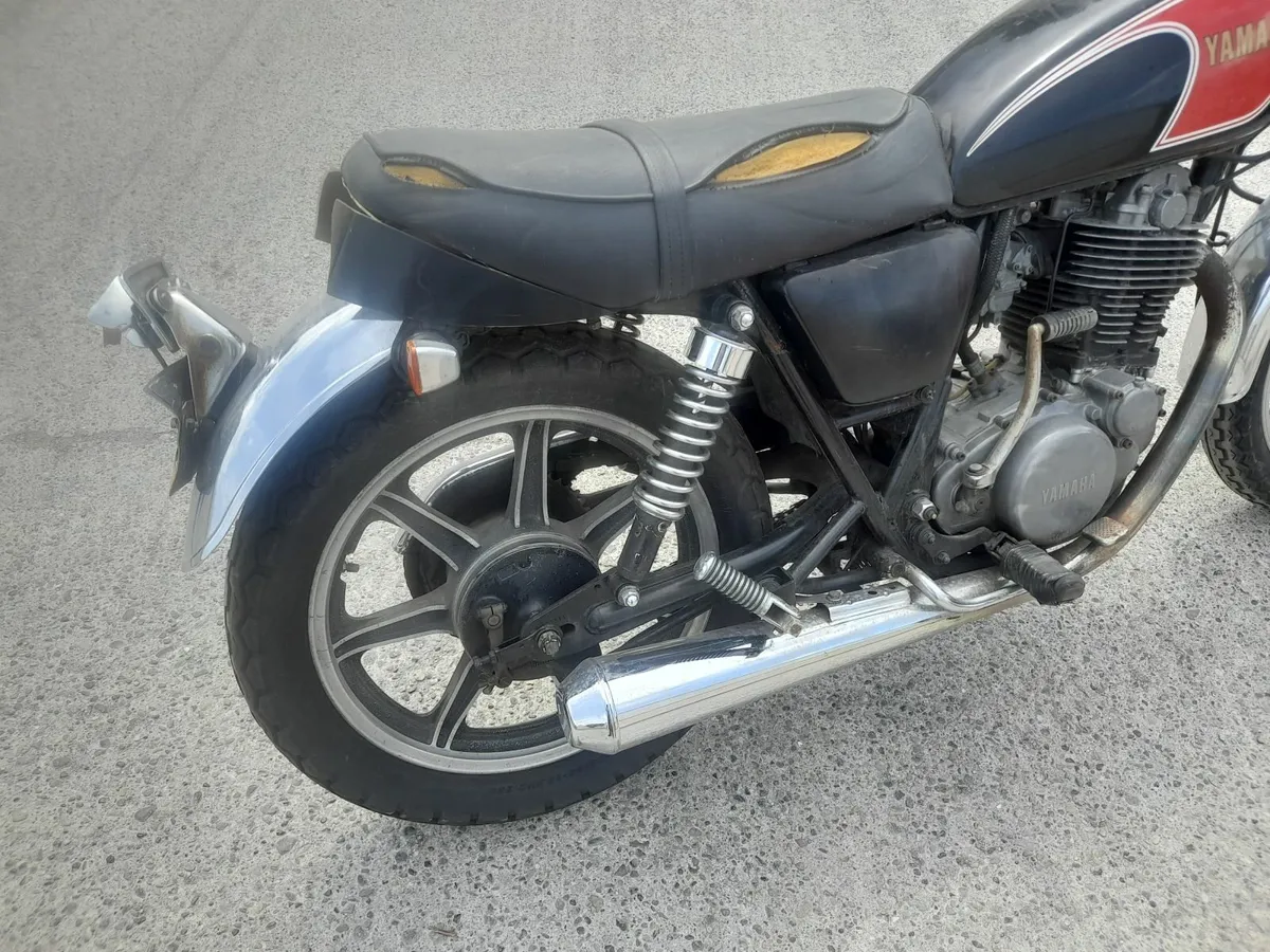 1982  Yamaha SR400  ideal project - Image 2