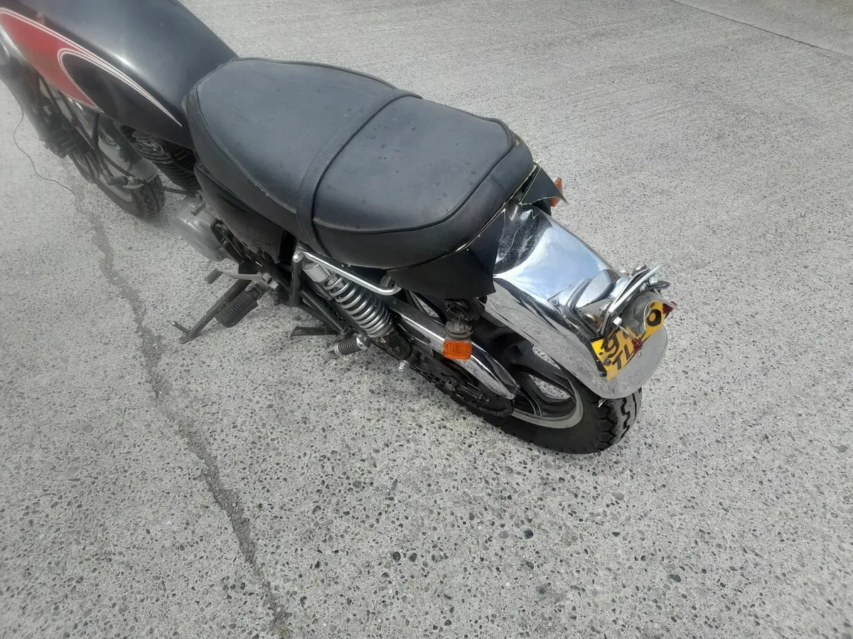 1982  Yamaha SR400  ideal project - Image 4