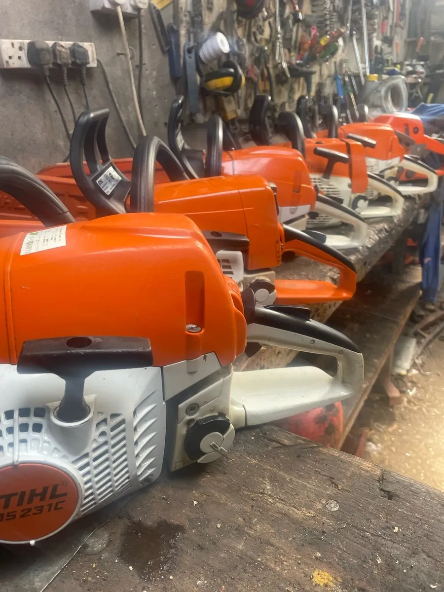 Selection of chainsaws - Image 1