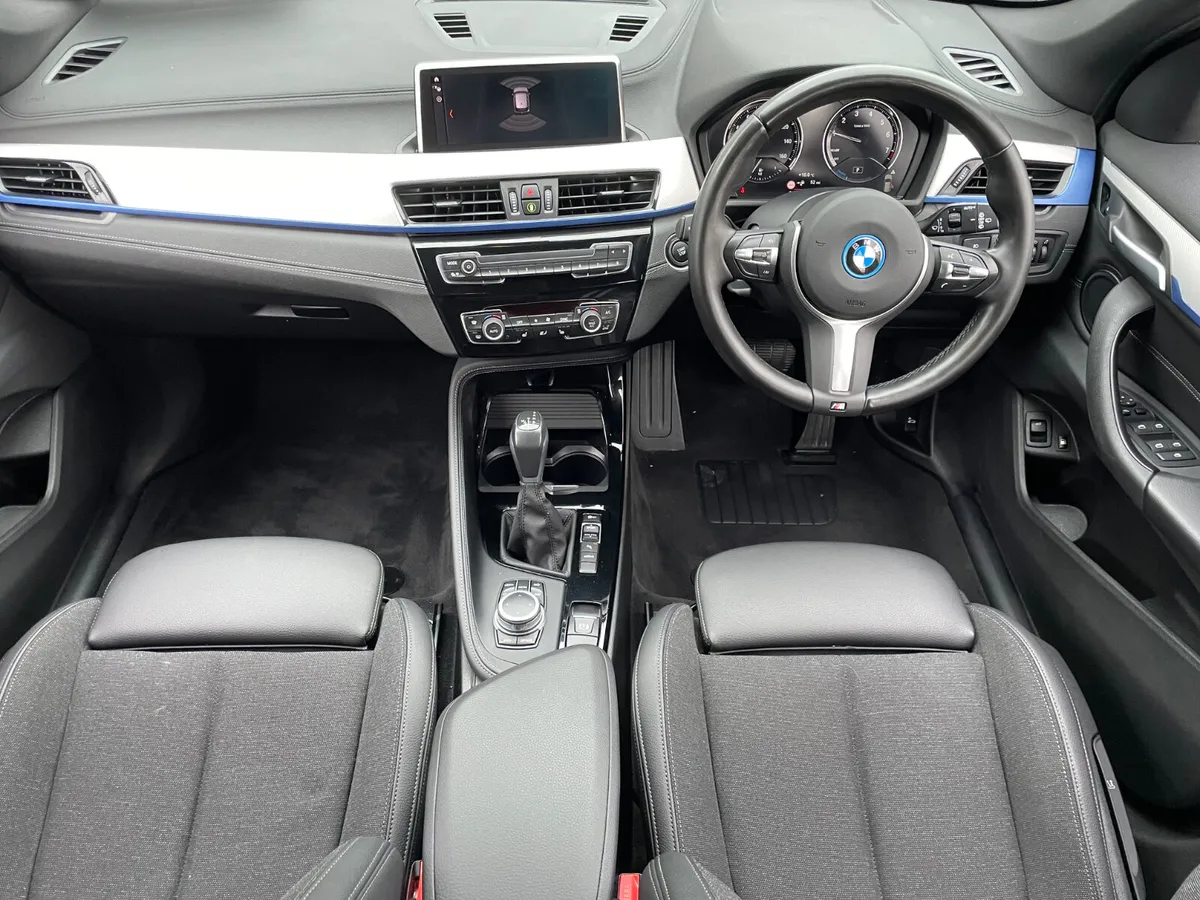 XDRIVE25E M SPORT AUTO - HEATED LEATHER - LOW TAX - Image 3