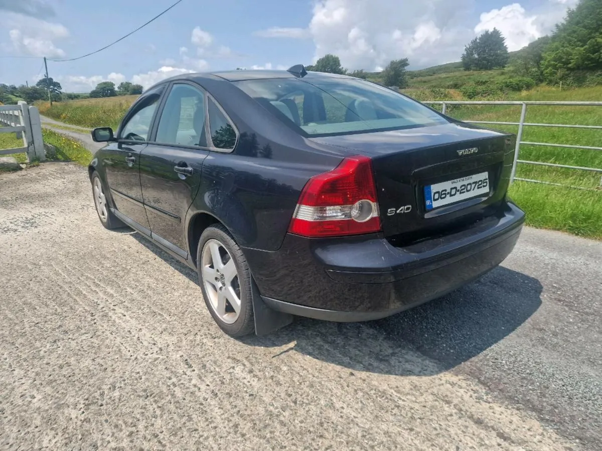 Volvo S40 - Image 3