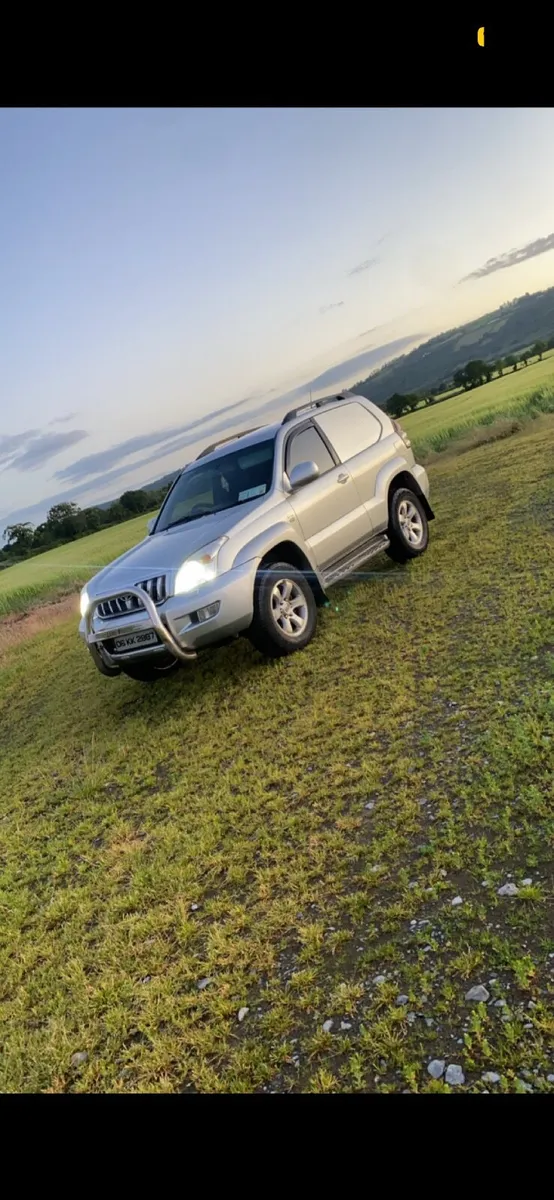 Toyota Land Cruiser 2006 - Image 3