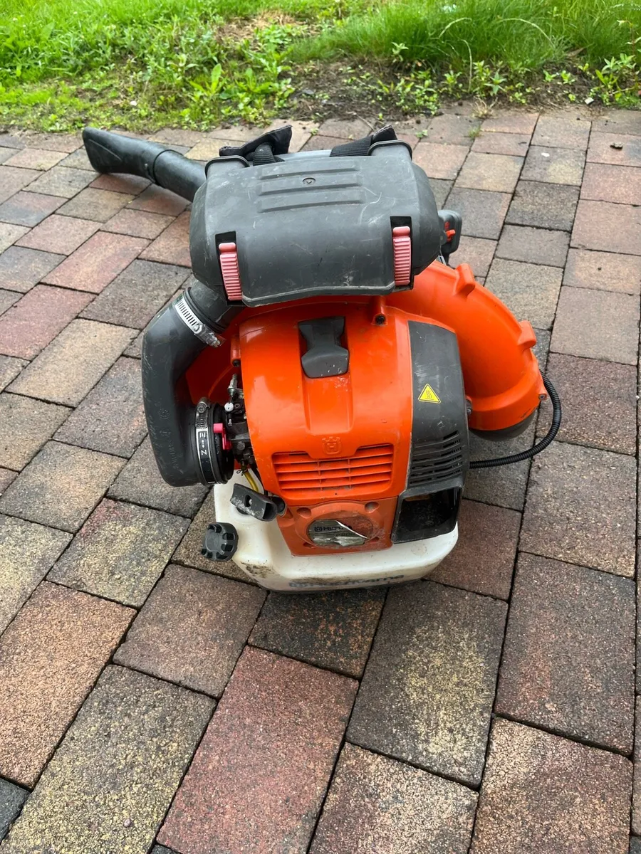 Husqvarna leaf blower - Image 2