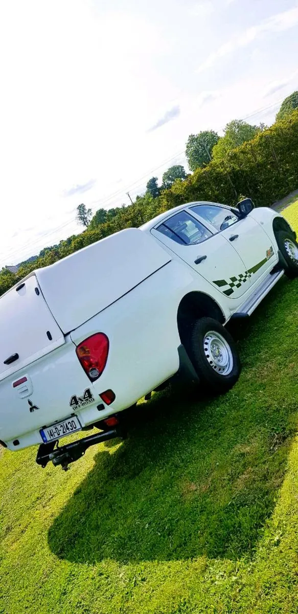 Mitsubishi L200,  141 D, crew cab, clean one - Image 2
