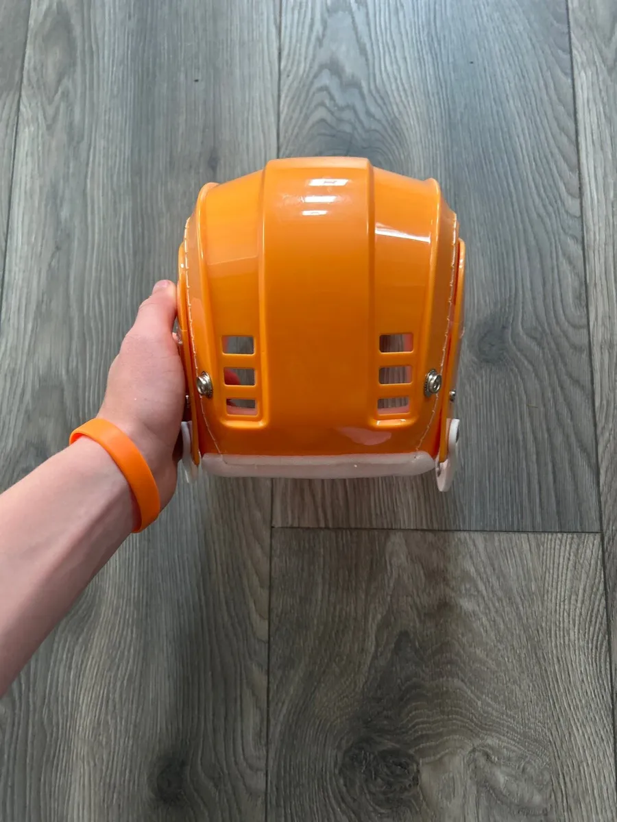 Yellow mastercraft *BRAND NEW* - Image 3
