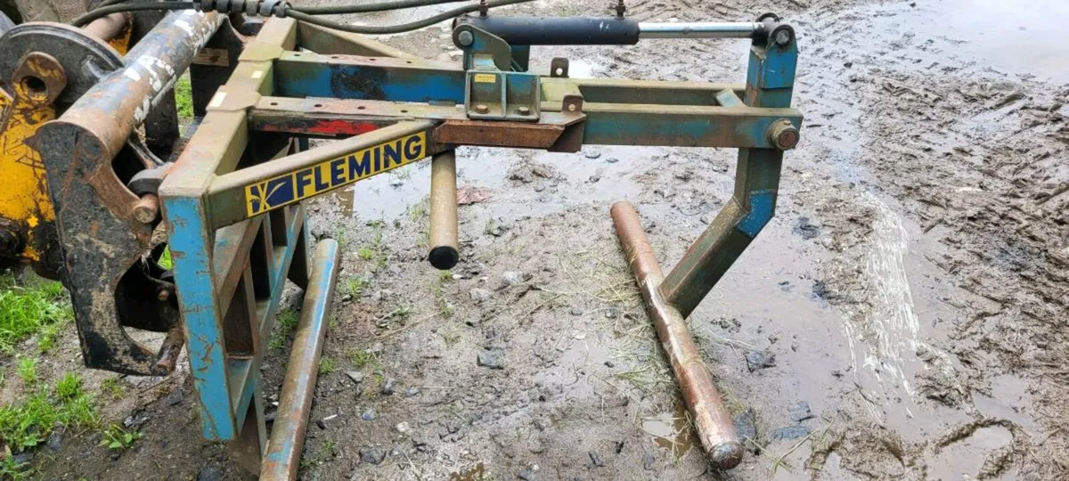 Fleming bale grab - Image 1