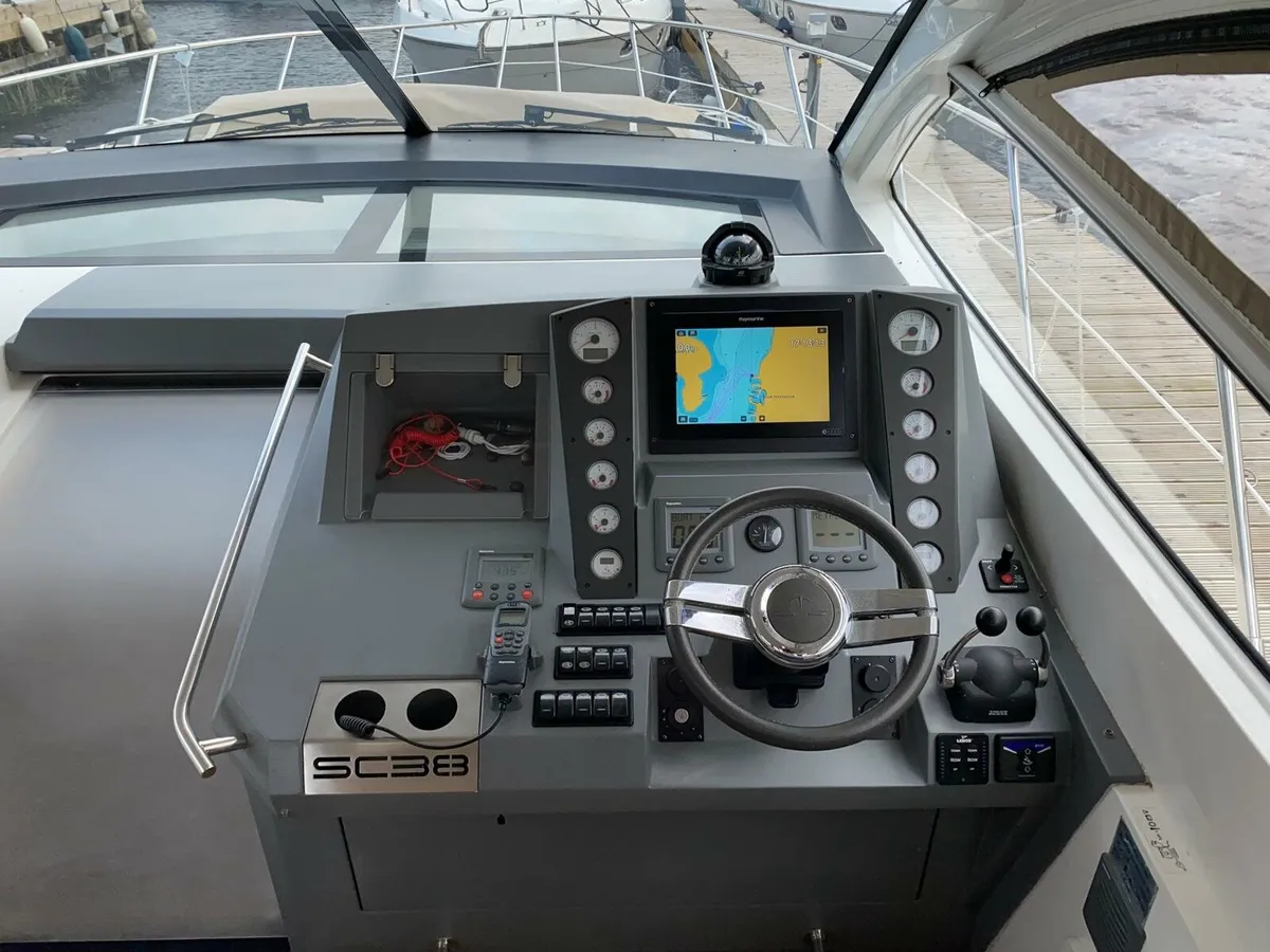 Sealine SC38 - Image 3