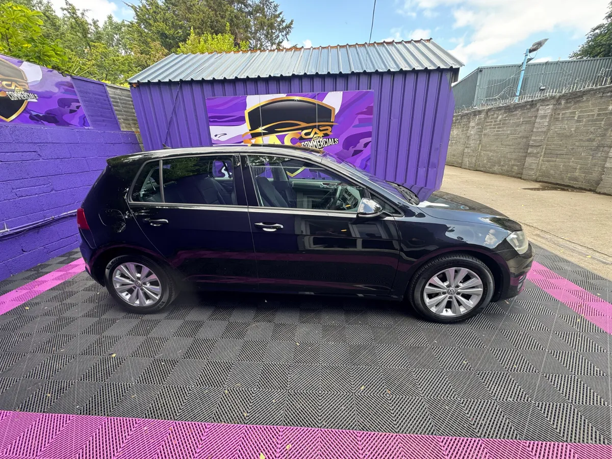 Volkswagen Golf 2014 automatic - Image 4