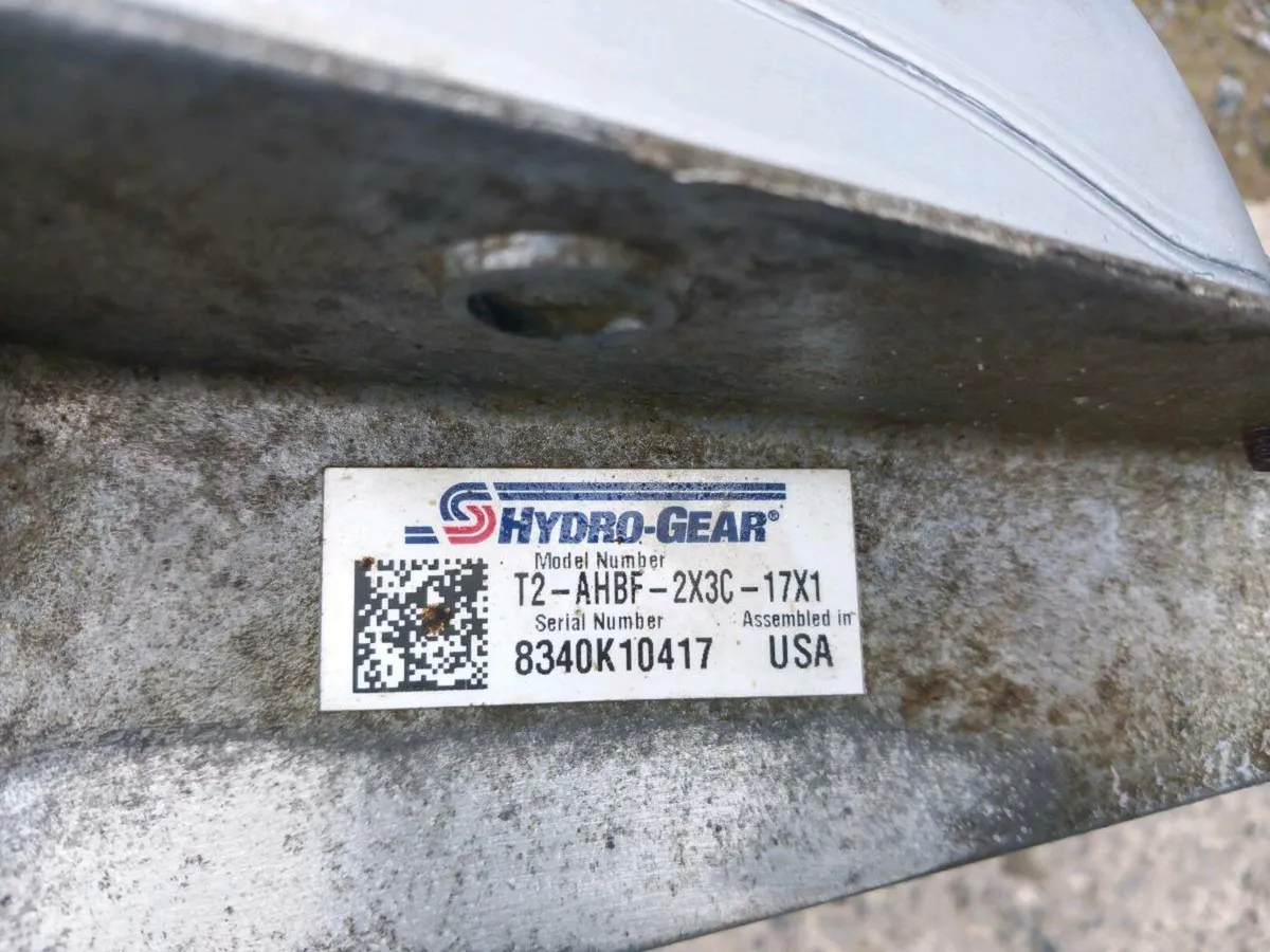 Hydro-gear T2 hydrostatic transmission for sale - Image 3