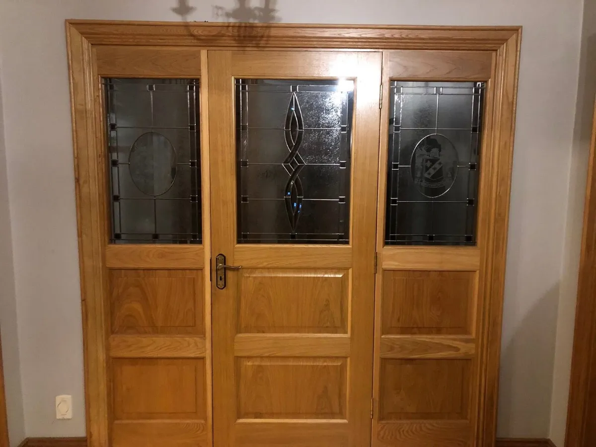 Sandstone / Stove / Oil Tank / oak door - Image 2