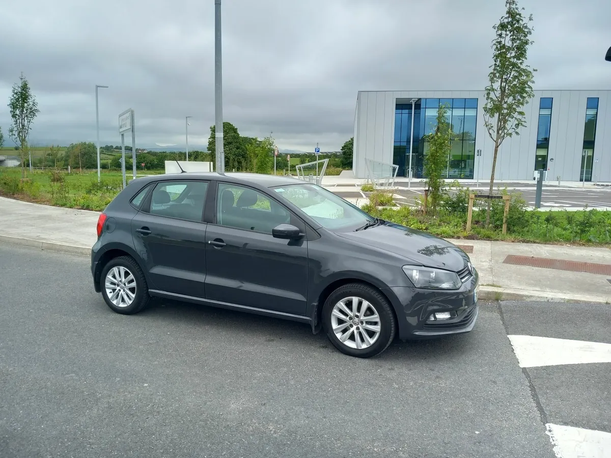 Volkswagen Polo 2015 - Image 4