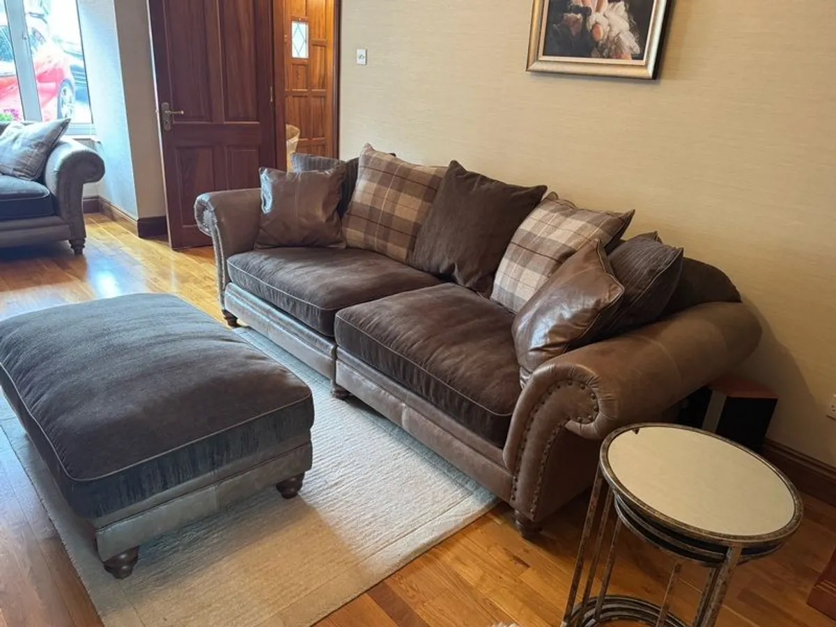 sofas - Image 1