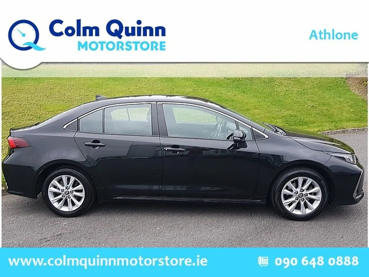Toyota Corolla Luna Saloon 1.8 Petrol Hybrid - Image 3