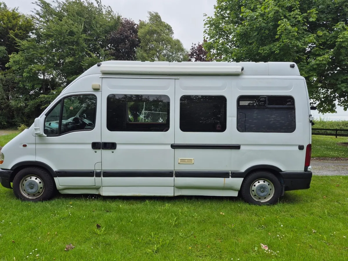 Renault Master Campervan - Image 3