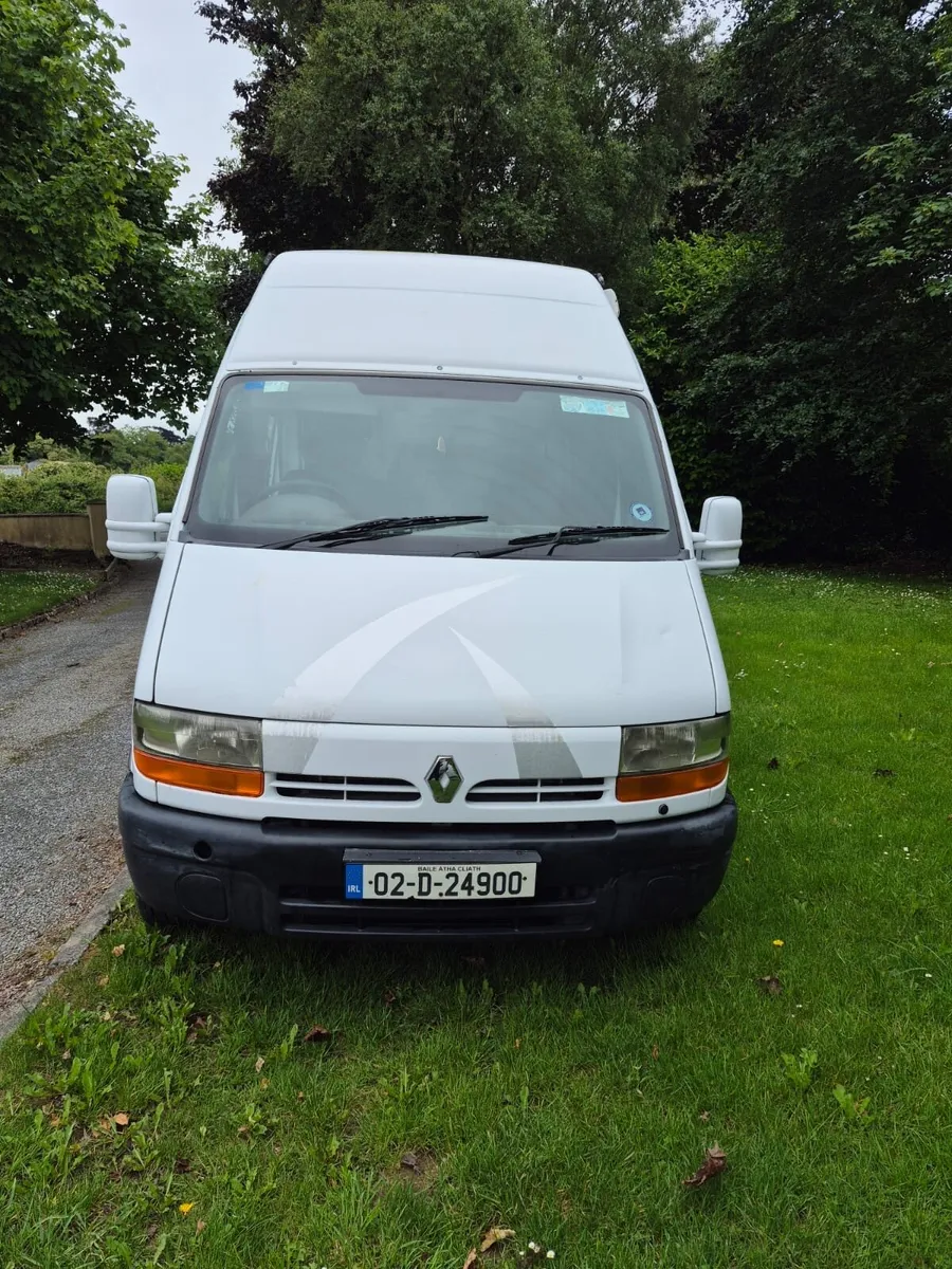 Renault Master Campervan - Image 4